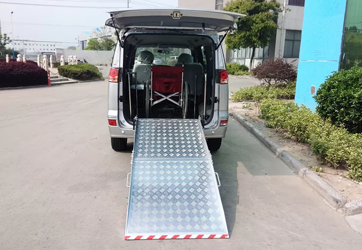 BMWR-2 휠체어 램프