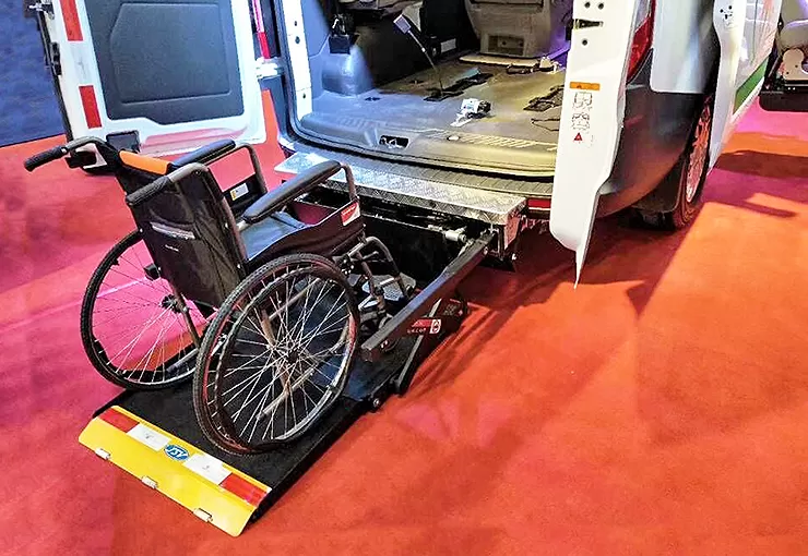 UVL-F-700 가위 휠체어 리프트