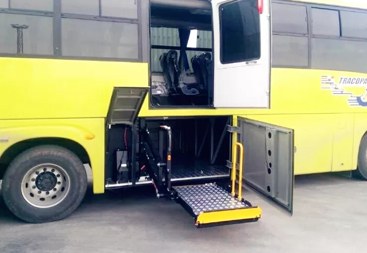 wl t 1600 wheelchair lift 6